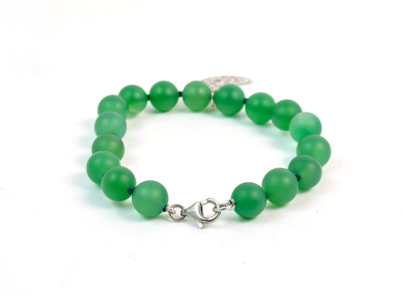 Bracciale in Agata Verde Opaca, Charm e chiusura in Argento 925 - immagine 3